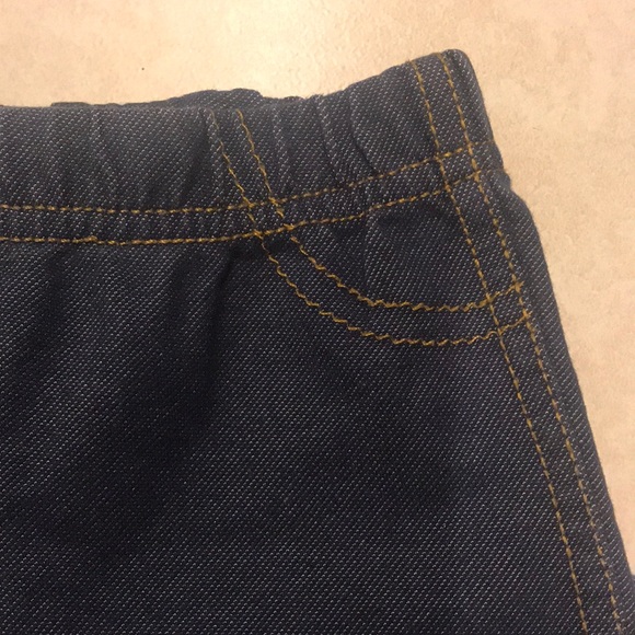 Carter’s 9mo Bundle - Picture 3 of 9